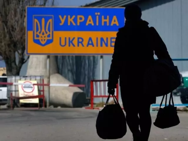 Експеремент від уряду – посвідчення особи на повернення в  Україну,  кому  це  потрібно  і  навіщо?