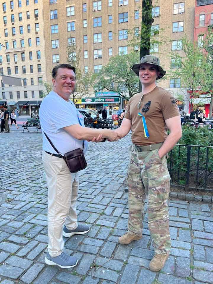 завантажується...