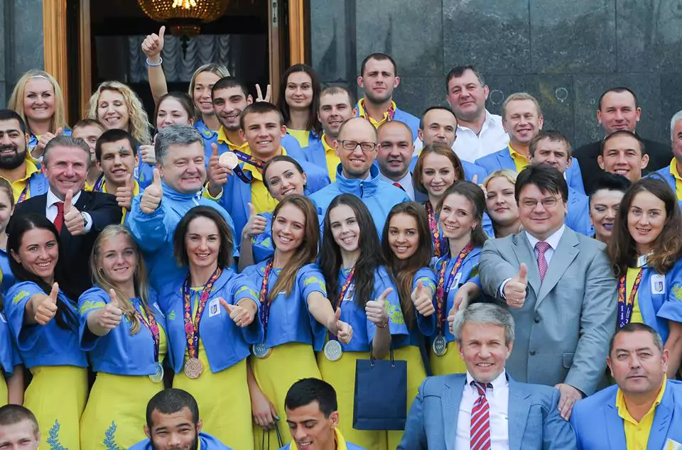 Арсеній Яценюк: Сила волі і сила духу наших спортсменів – взірець для всієї країни